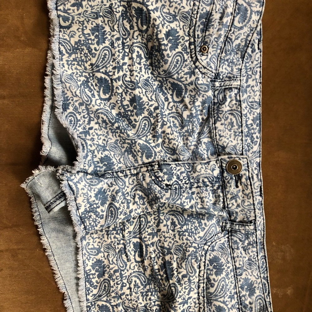 Bandana shorts